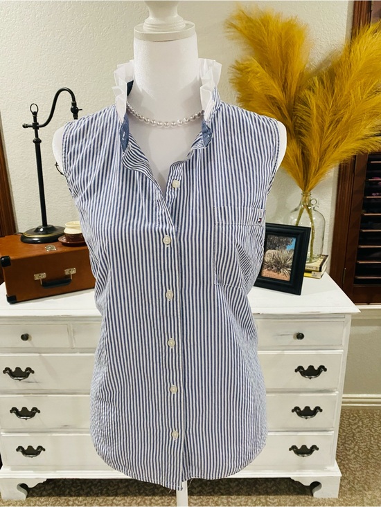 Tommy Hilfiger Tops - Tommy Hilfiger- REWORKED Women’s Striped Sleeveless Button-Front Shirt